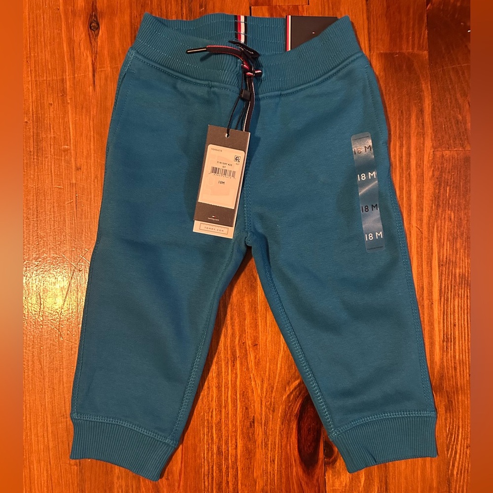 NWT Tommy Hilfiger Fleece Baby Sweatpants